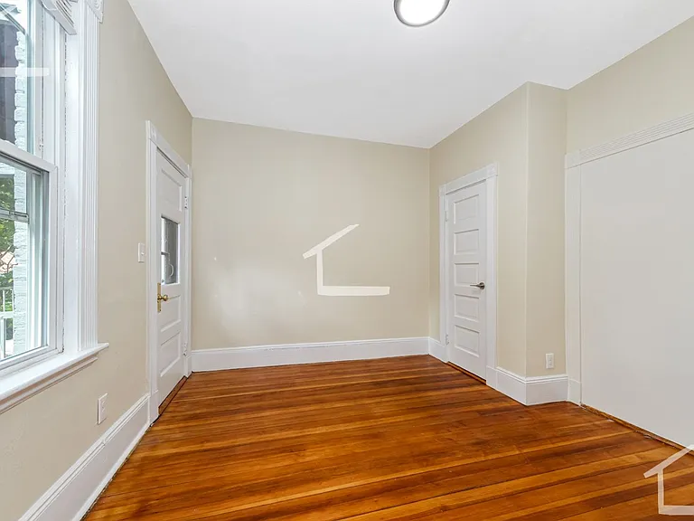 3-44 Brackett St #3 — Photo 13
