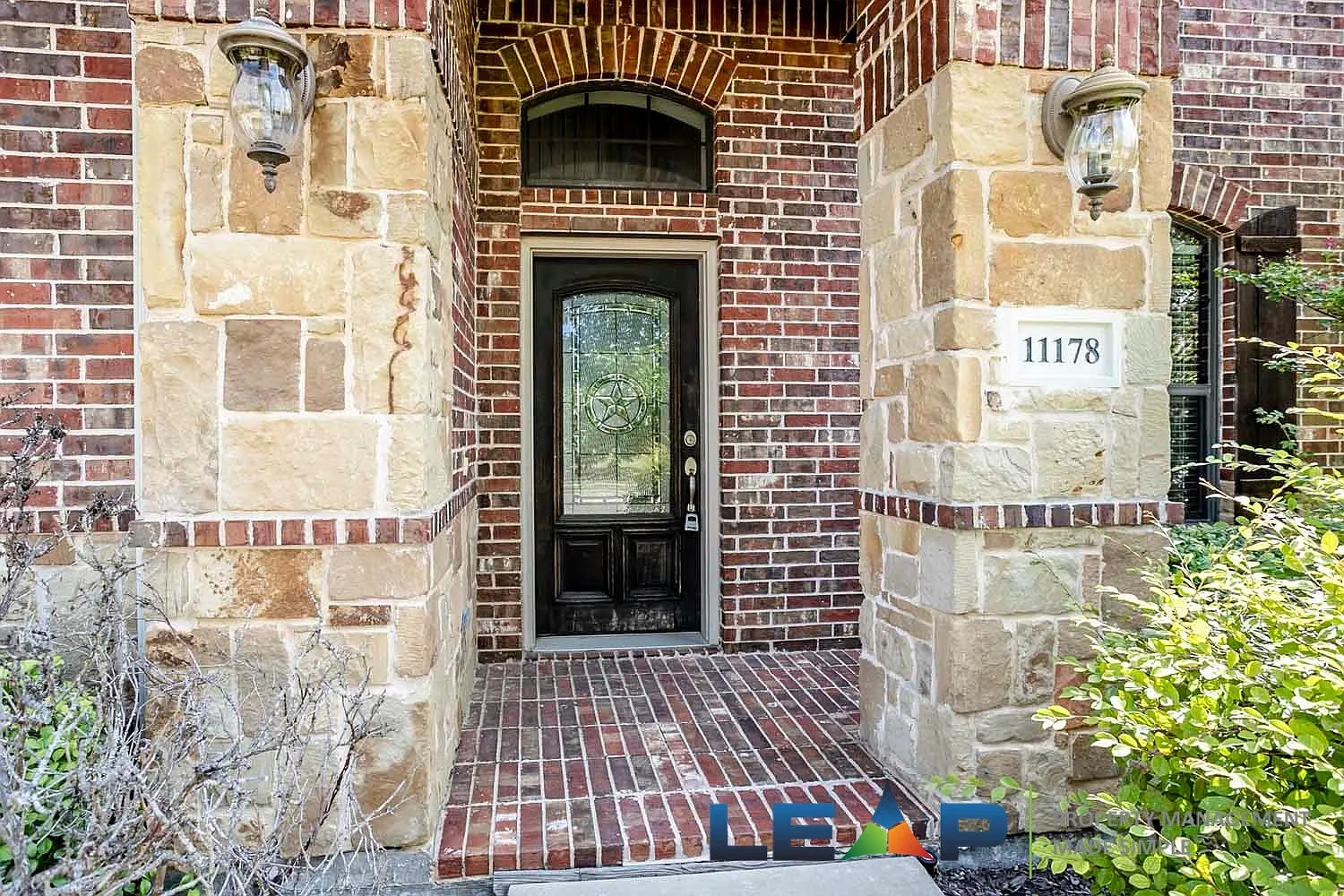 Beautiful 5 Bed 3 Bath Home In Frisco Isd! — Photo 3