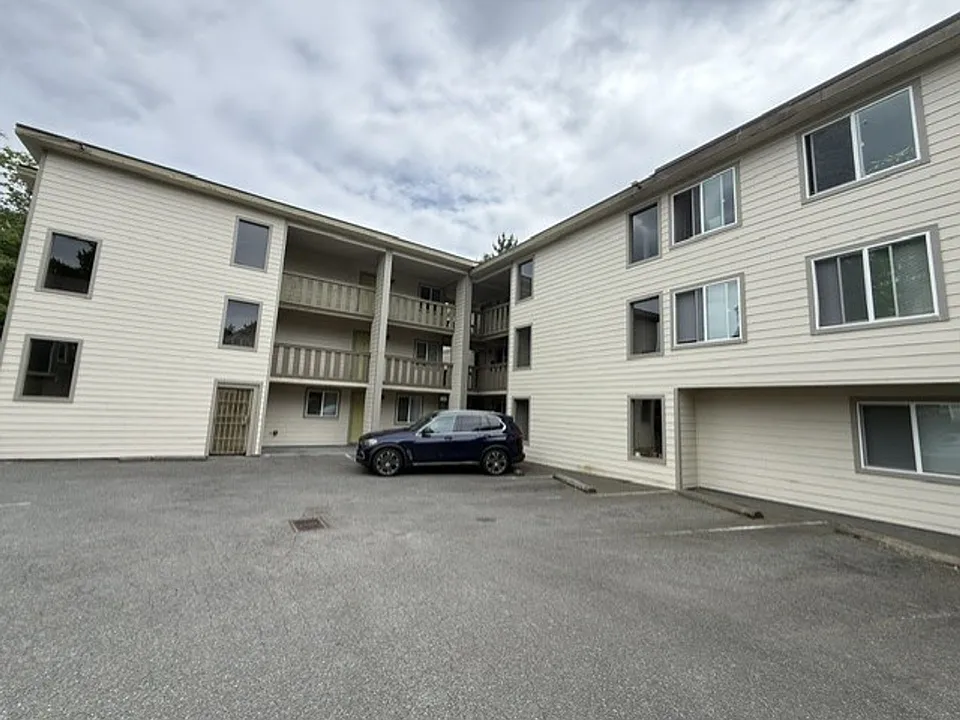 301 26th Ave S Apartments