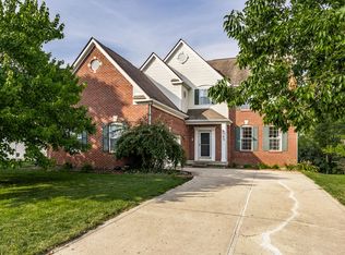 6765 Woodcliff Cir, Zionsville, IN 46077