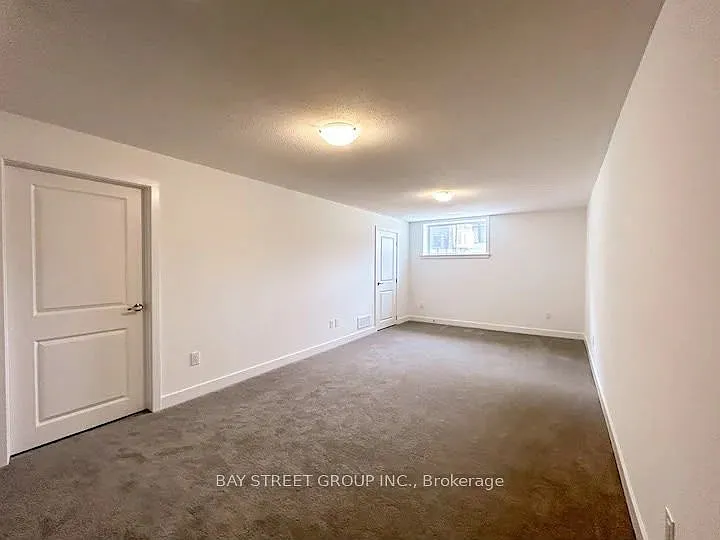 262 Monticello Ave — Photo 15