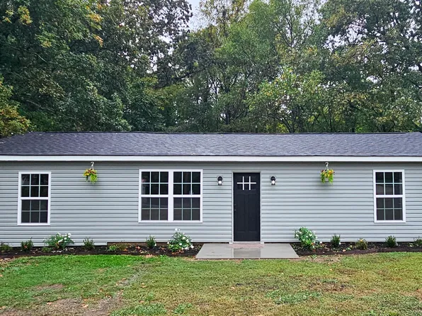 1960 Washington Ave SE, Cleveland, TN 37311
