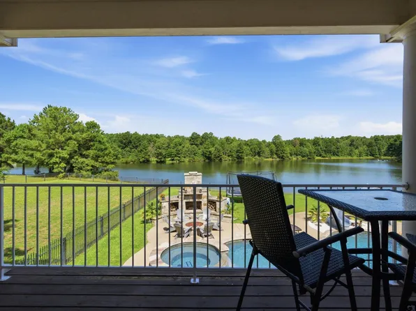 10936 Deer Creek Dr, Tyler, TX 75707
