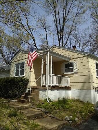 1st image of 9724 Green Valley Dr