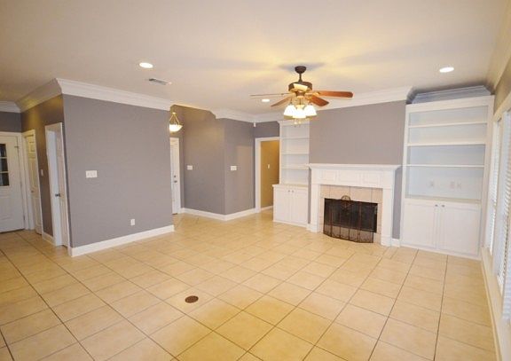 5th image of 223 Melissa Ave