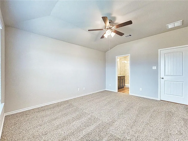 6172 Darlington Ave — Photo 12