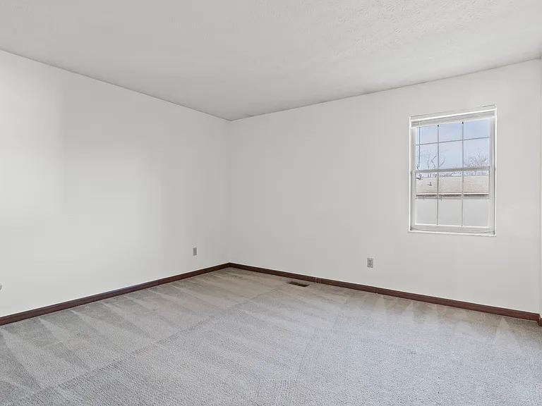 Wile - 1310-1316 Palmer House — Photo 10