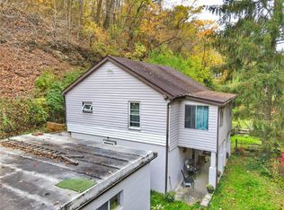 311 Coal Valley Rd, Clairton, PA 15025