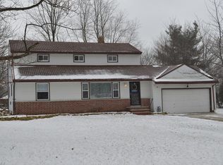 8111 Tilby Rd, North Royalton, OH 44133