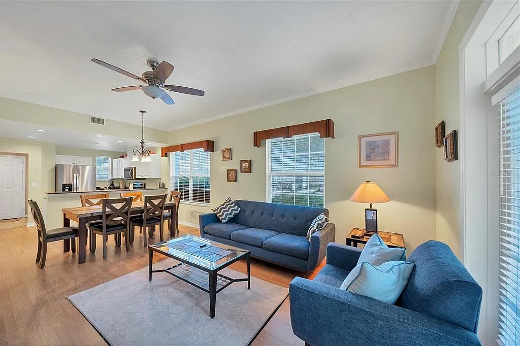 2 bed, 2.0 bath, 1114 sqft, $3,400 — Photo 4