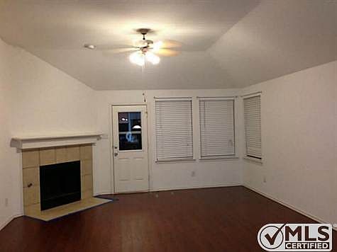 5th image of 10105 Benwick Dr