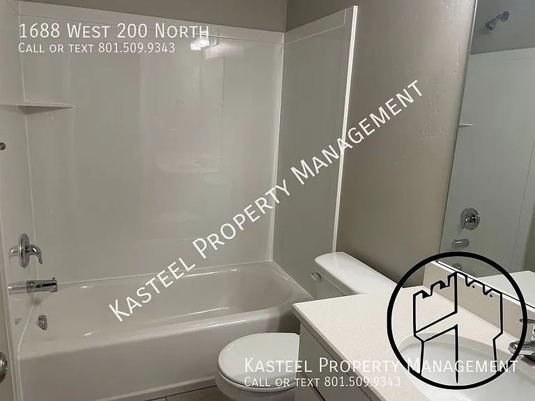 1688 W 200 N — Photo 7
