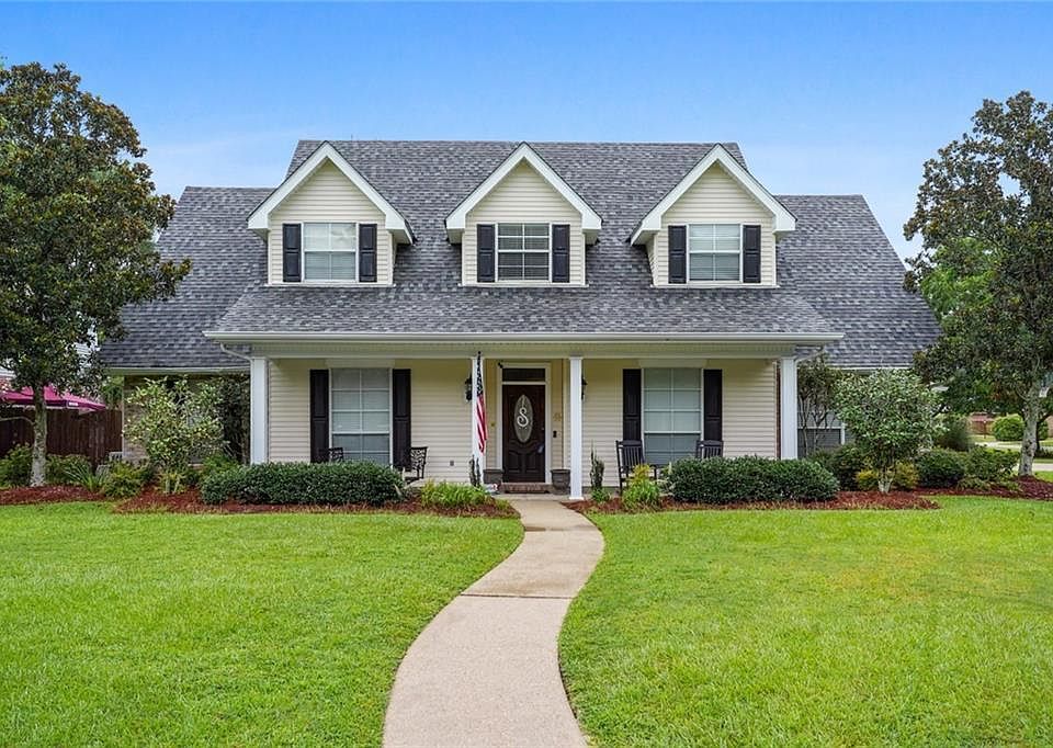 1st image of 7110 Creekwood Dr