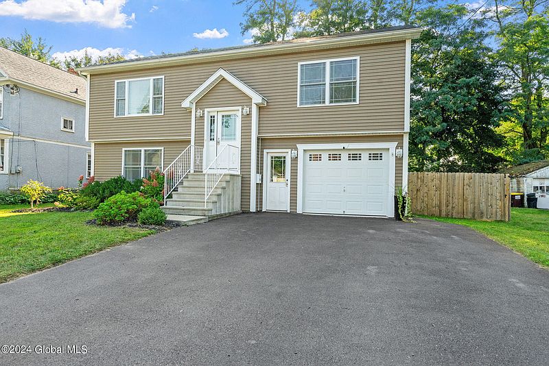 2nd image of 1833 Fiero Avenue