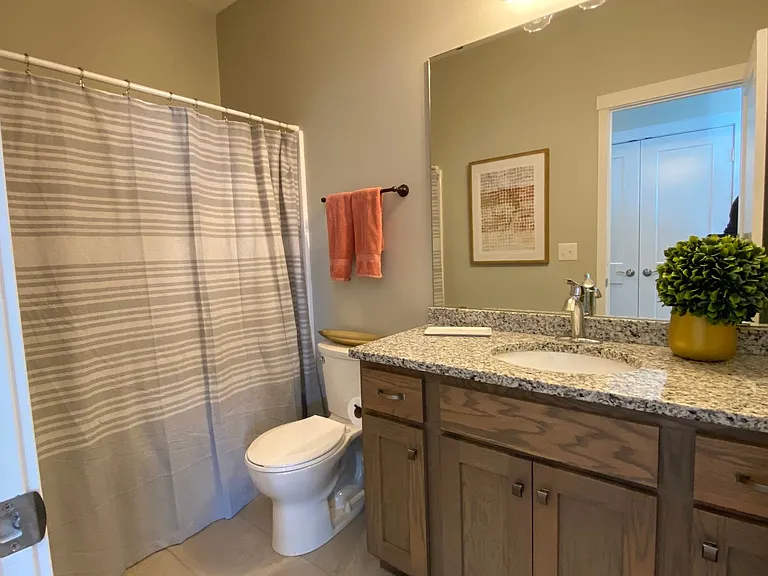 2312 Hart Dr SW — Photo 23