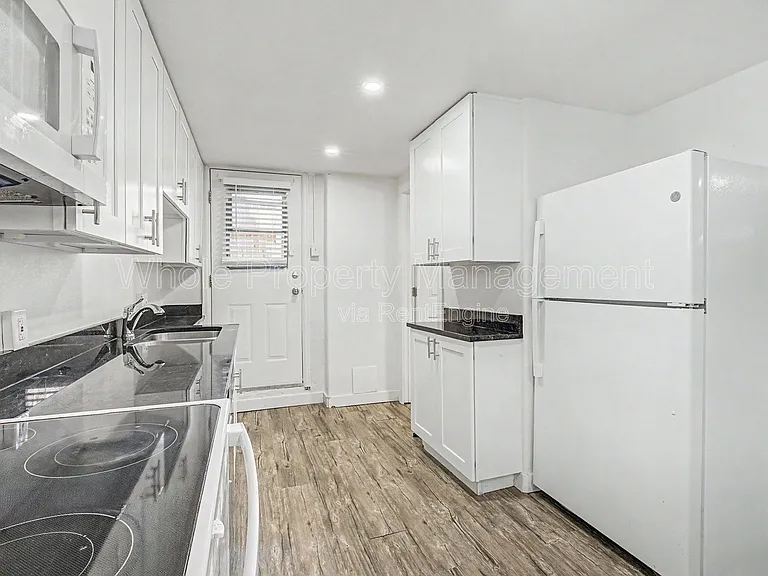 4205 S Lincoln St — Photo 10