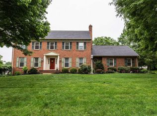 2634 Beechwood Rd, Lancaster, PA 17601
