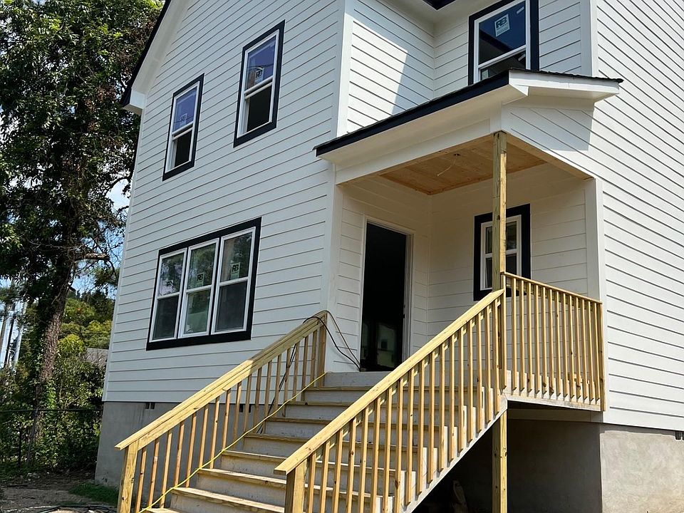 2nd image of 6033 Georgia Rd S