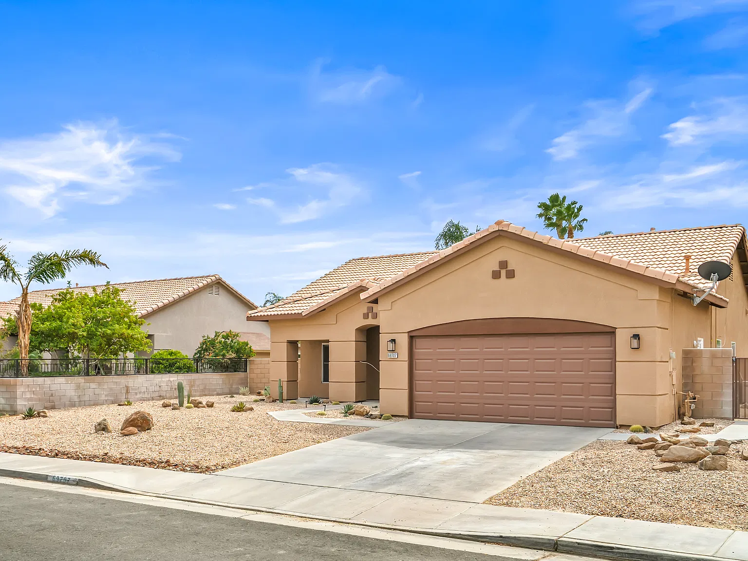 3 bed, 1559 sqft, $3,700 — Photo 3