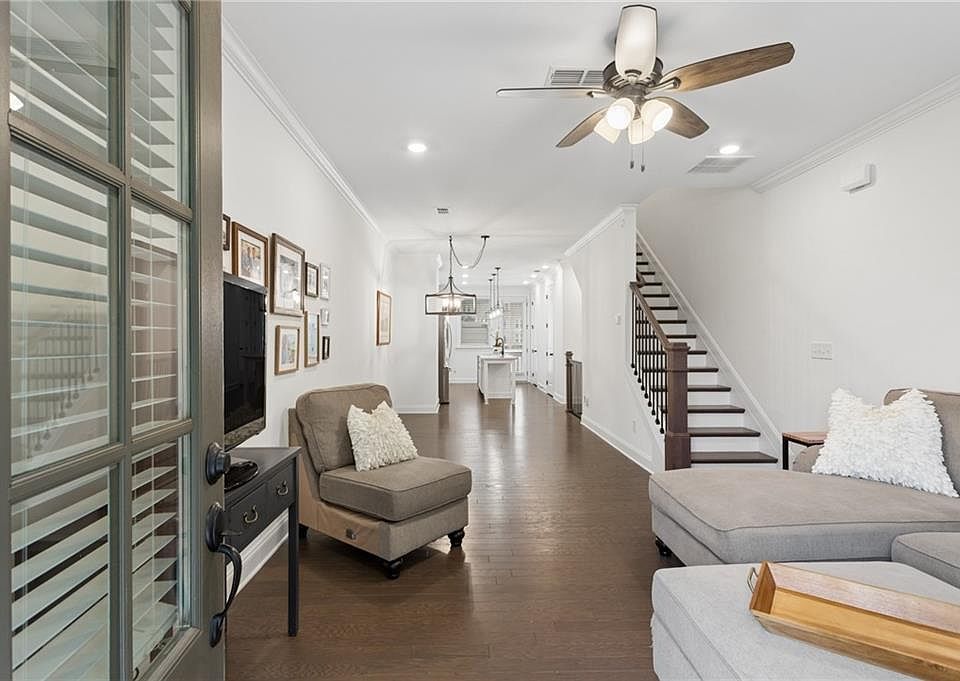 1st image of 2475 Figaro Dr
