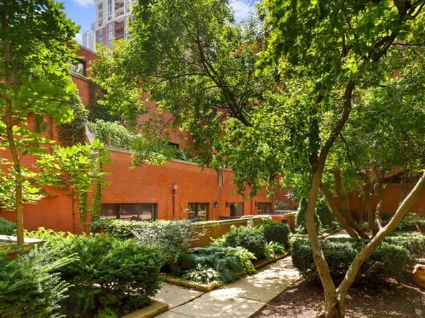 1001 S Plymouth Ct Unit A, Chicago, IL 60605