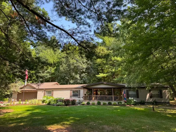 11842 W Eight Point Lake Rd, Lake, MI 48632
