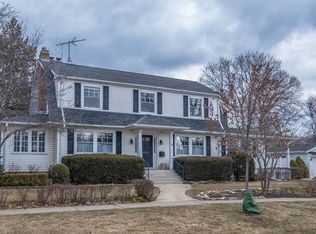 413 Courtland Ave, Park Ridge, IL 60068