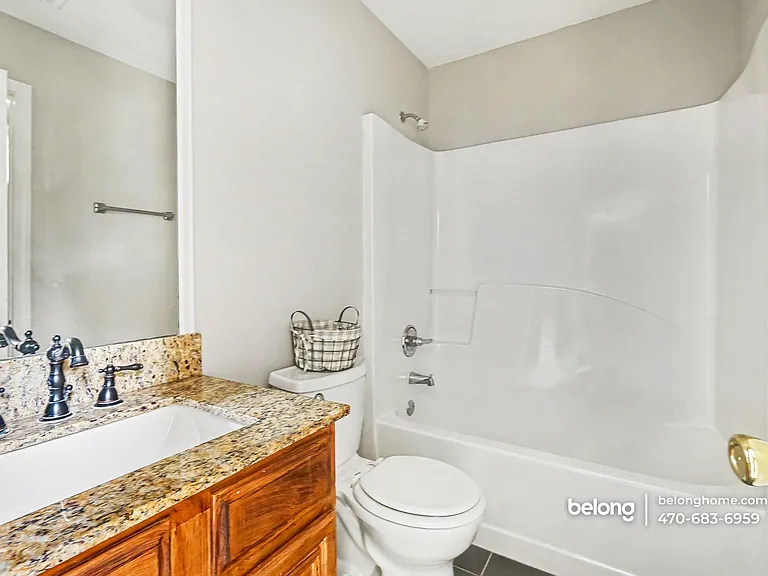 1439 Alice Ave — Photo 18
