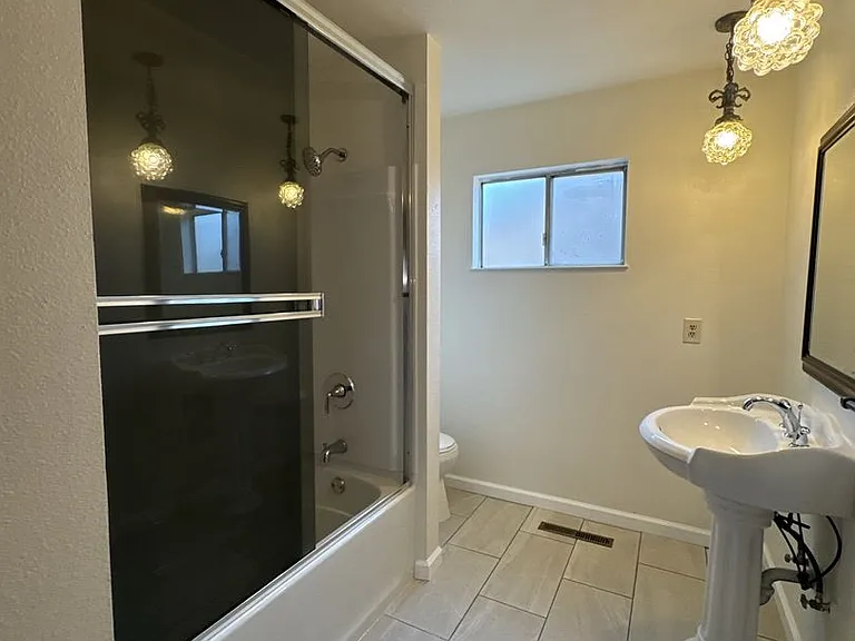 3504 W Cutler Ave — Photo 11
