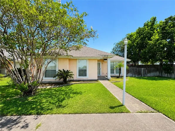 2315 Capri Dr, Ingleside, TX 78362