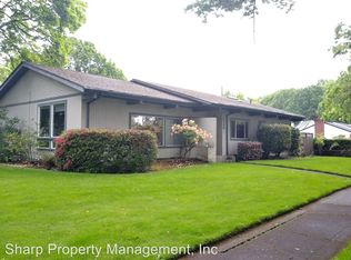 2240 Washington Way, Longview, WA 98632