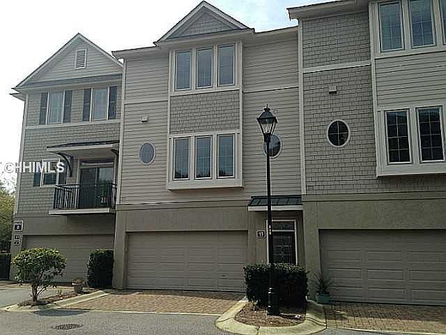 1st image of 13 Courtyard Cmn