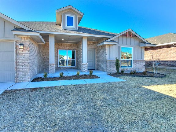 3rd image of 1113 Acacia Creek Dr