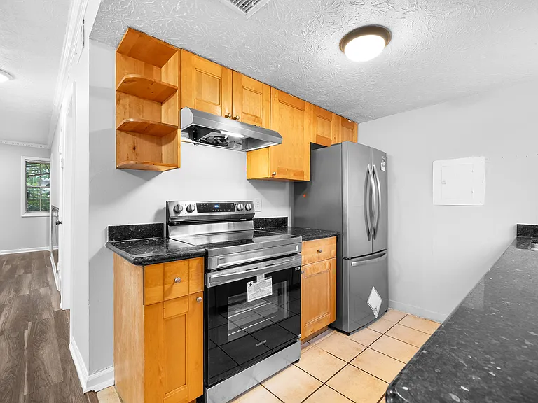 2956 N Dekalb Dr — Photo 6