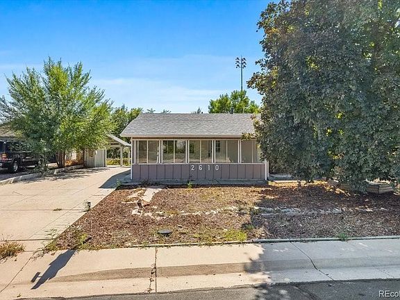 3rd image of 2610 Bradley Pl