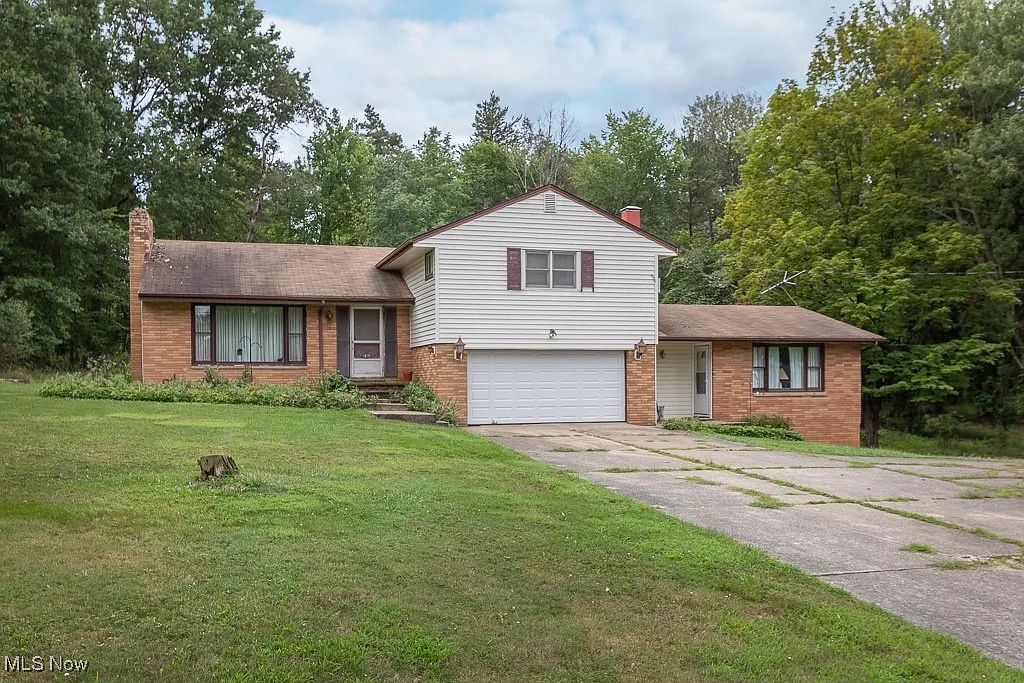 18320 Fern Ln photo 1