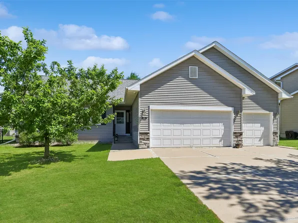 910 NE 45th St, Ankeny, IA 50021