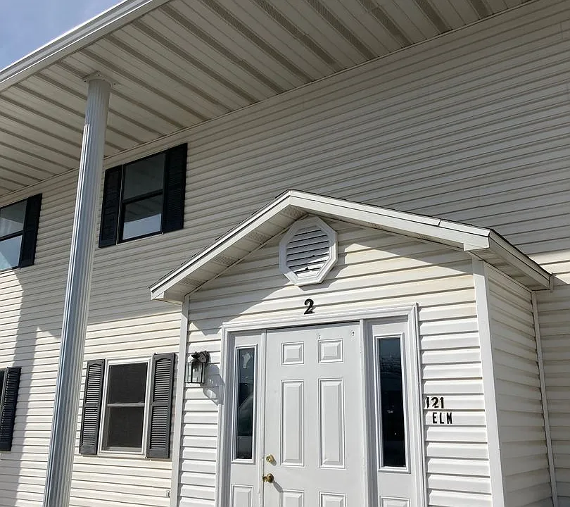 121 Elm St #1-4
