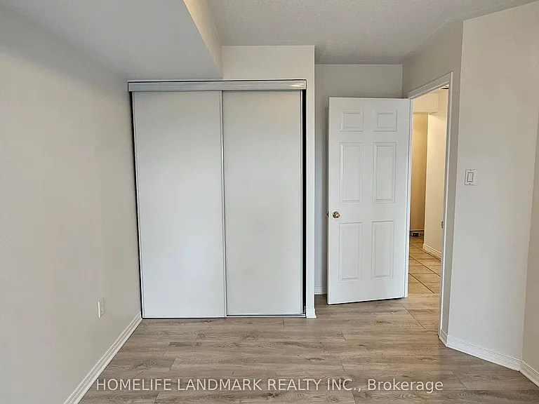 887 Bay St #1402 — Photo 15
