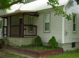 704 10th St, Sebewaing, MI 48759