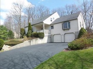 38 Summer Hill Rd, Medway, MA 02053