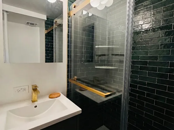 304 East 41st Street image 6 of 7