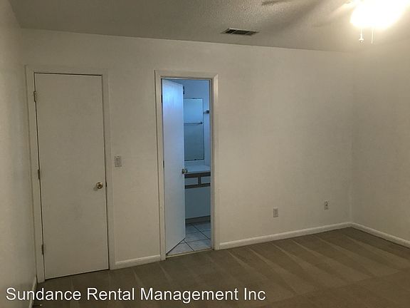 5th image of 306 Olympia Ct