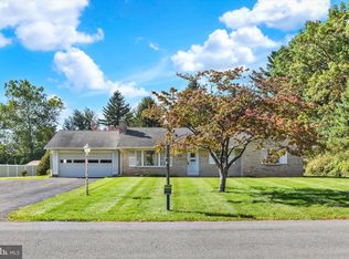 14 Circle Dr, Carlisle, PA 17015