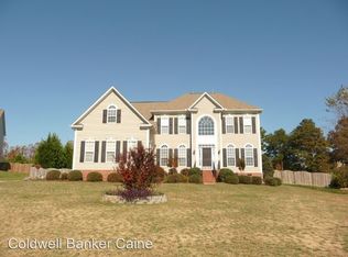 115 Carsons Pond Dr, Simpsonville, SC 29681