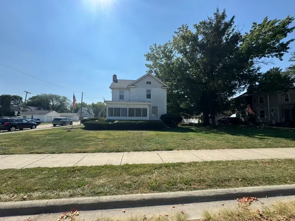 401 W 10th St, Sterling, IL 61081