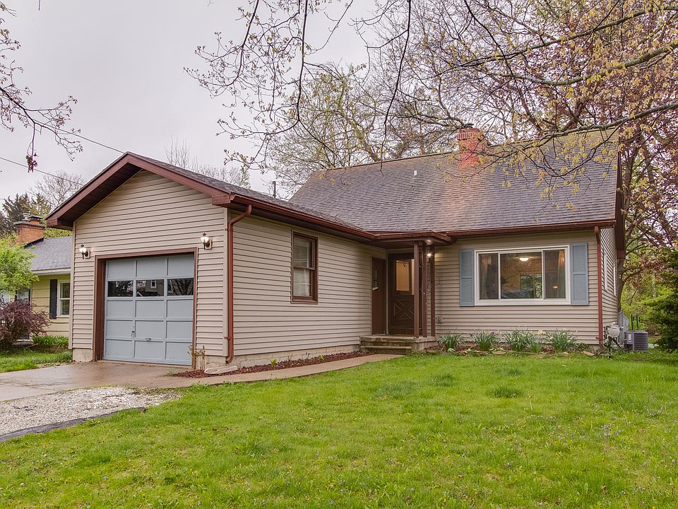 1st image of 1211 Wolf Ct
