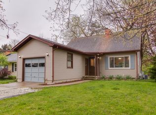 1211 Wolf Ct, East Lansing, MI 48823