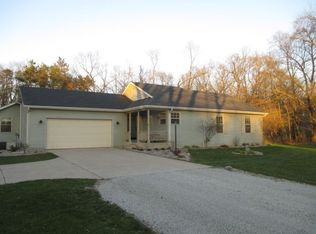 7630 N 1000 E, Walkerton, IN 46574