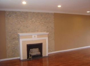 11459 198th St, Jamaica, NY 11412